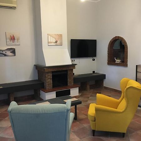 My Svago Hotel Mariglianella Bagian luar foto