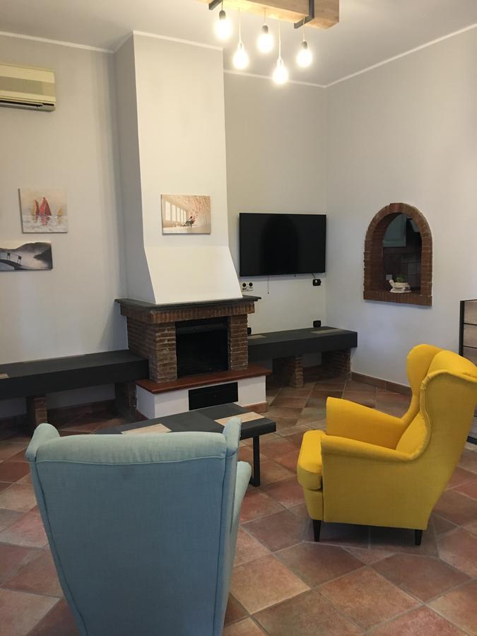 My Svago Hotel Mariglianella Bagian luar foto